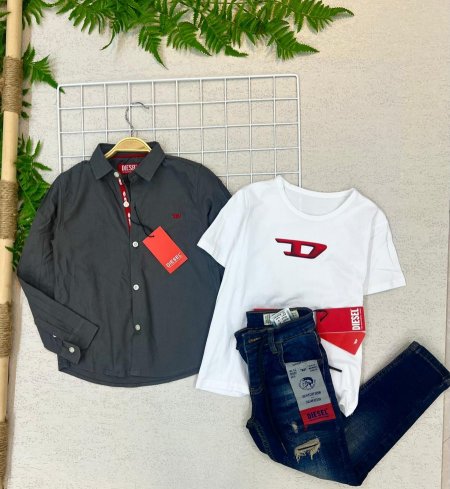 اخضر غامق مع ابيض